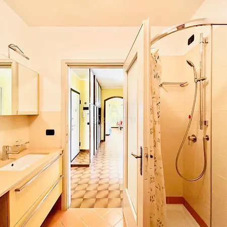 Apartamento Little Venezia - Relax In Piscina Fronte *